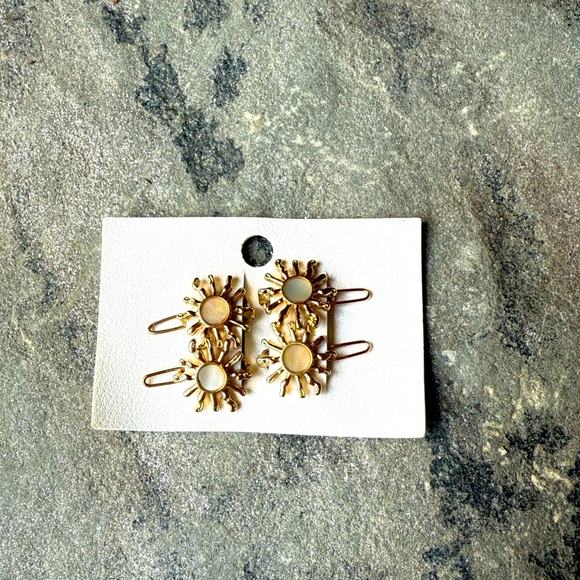 Free People Accessories - New🌟Free People-Hair Barrettes Set -Gold Sun